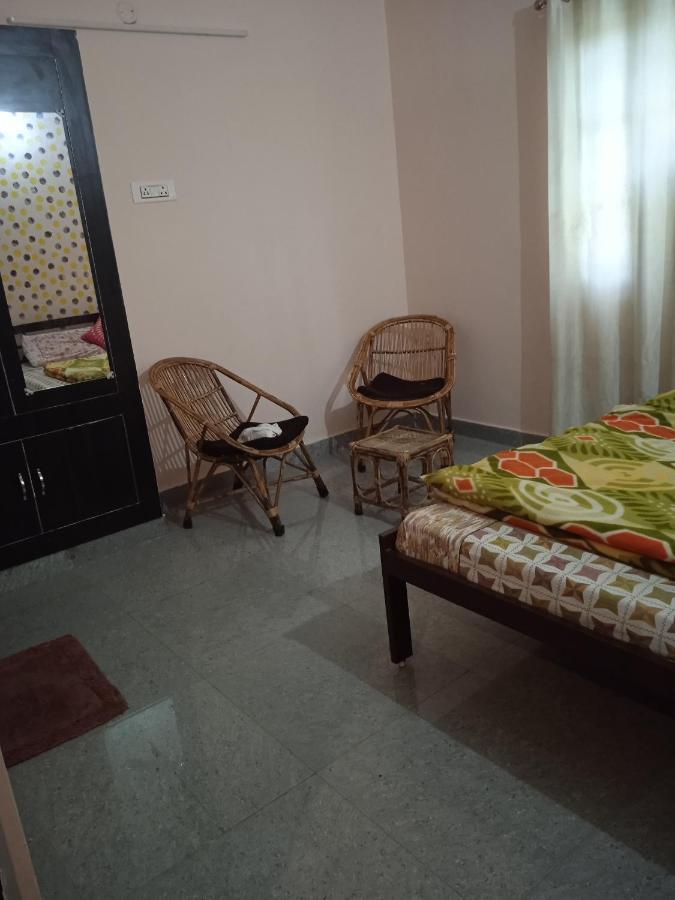 Triple1 Hostel & Homestay Ришикеш Экстерьер фото